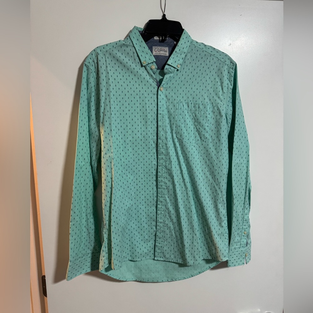 7 Diamonds Button Up